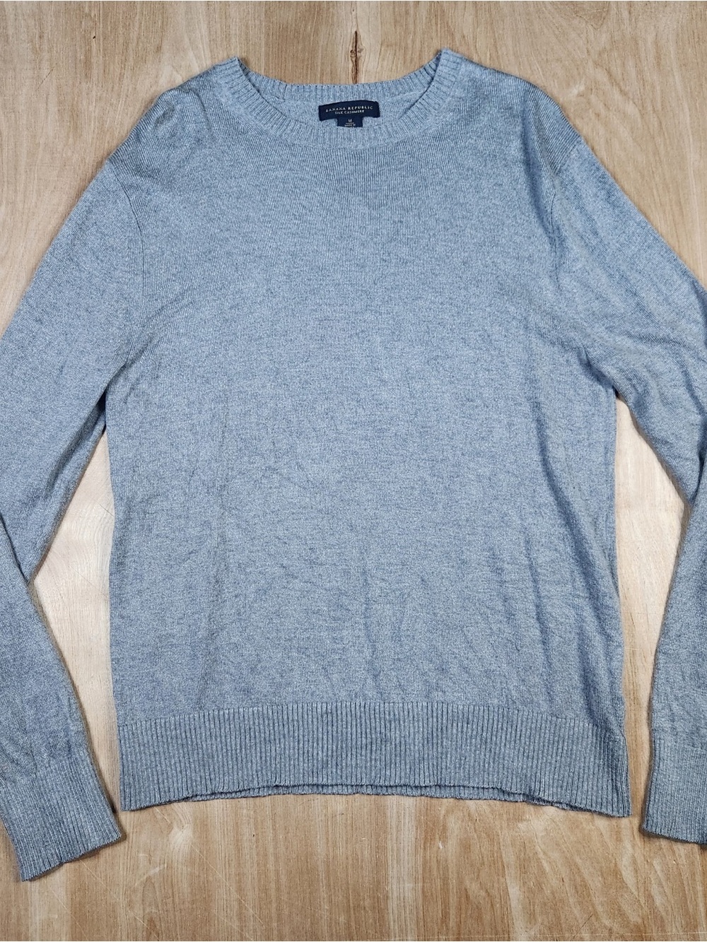 Banana Republic Mens Gray Silk/Cashmere Long Sleeve Pullover Sweater Medium.